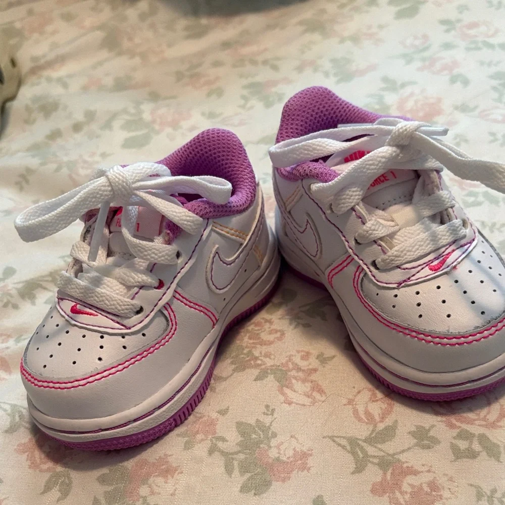 Nike Kids AF1 Sneakers